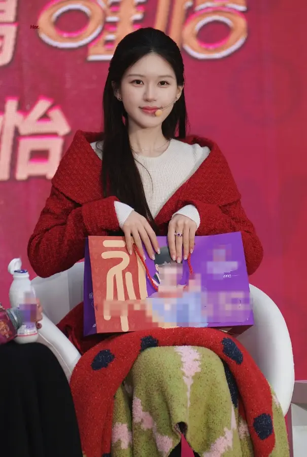 趙露思稱生病期間曾癱瘓不能說(shuō)話