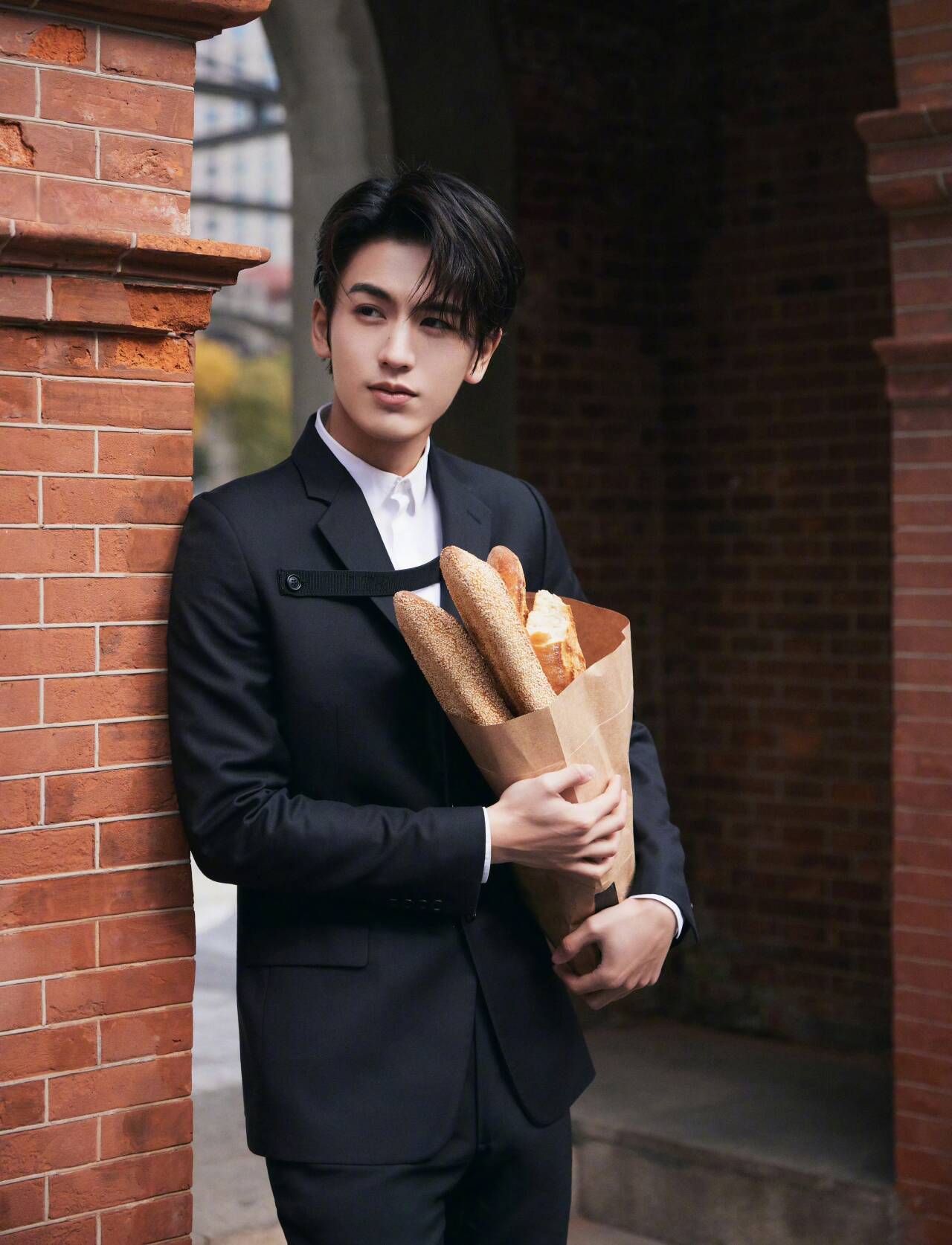 20b3e12fdffac8caab54cb3da6fb7186_720.png 張凌赫出席迪奧2022冬季男裝秀活動(dòng)/壹號(hào)娛樂(lè)