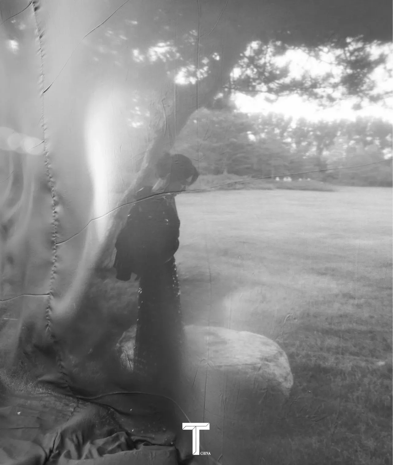 48d99009ly1h95h2ye8v8j20zk163ahs.jpg 楊紫 感知明暗的流轉(zhuǎn)與交織/壹號(hào)娛樂