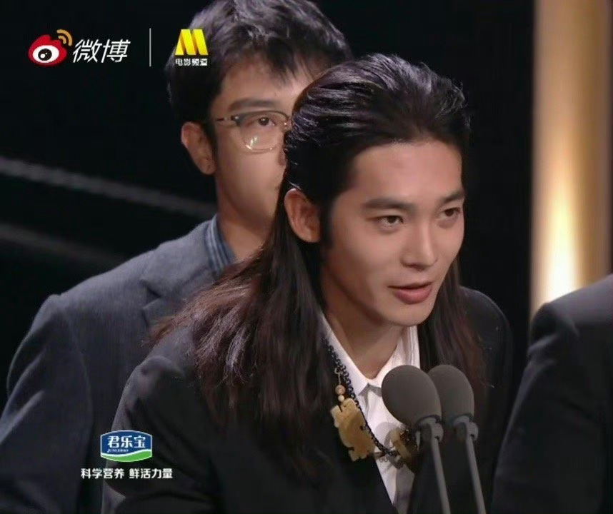 0023HfKBgy1heth6jiw9uj60nu0k00vp02.jpg 于適演的姬發(fā)還包售后/壹號娛樂