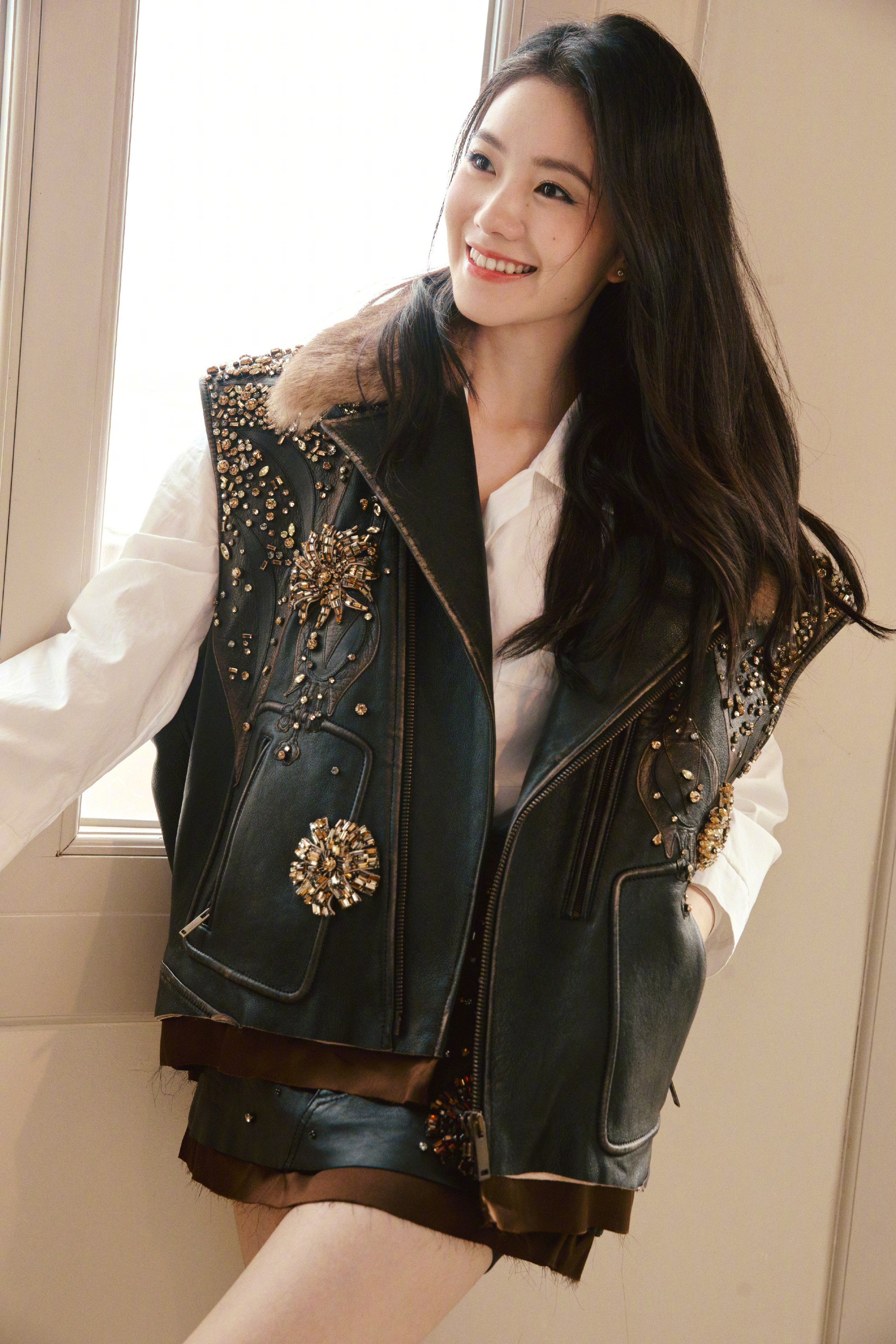 001OXMtPgy1hu71muf52dj622o340hdv02.jpg 劉浩存MIUMIU大秀/壹號(hào)娛樂(lè)