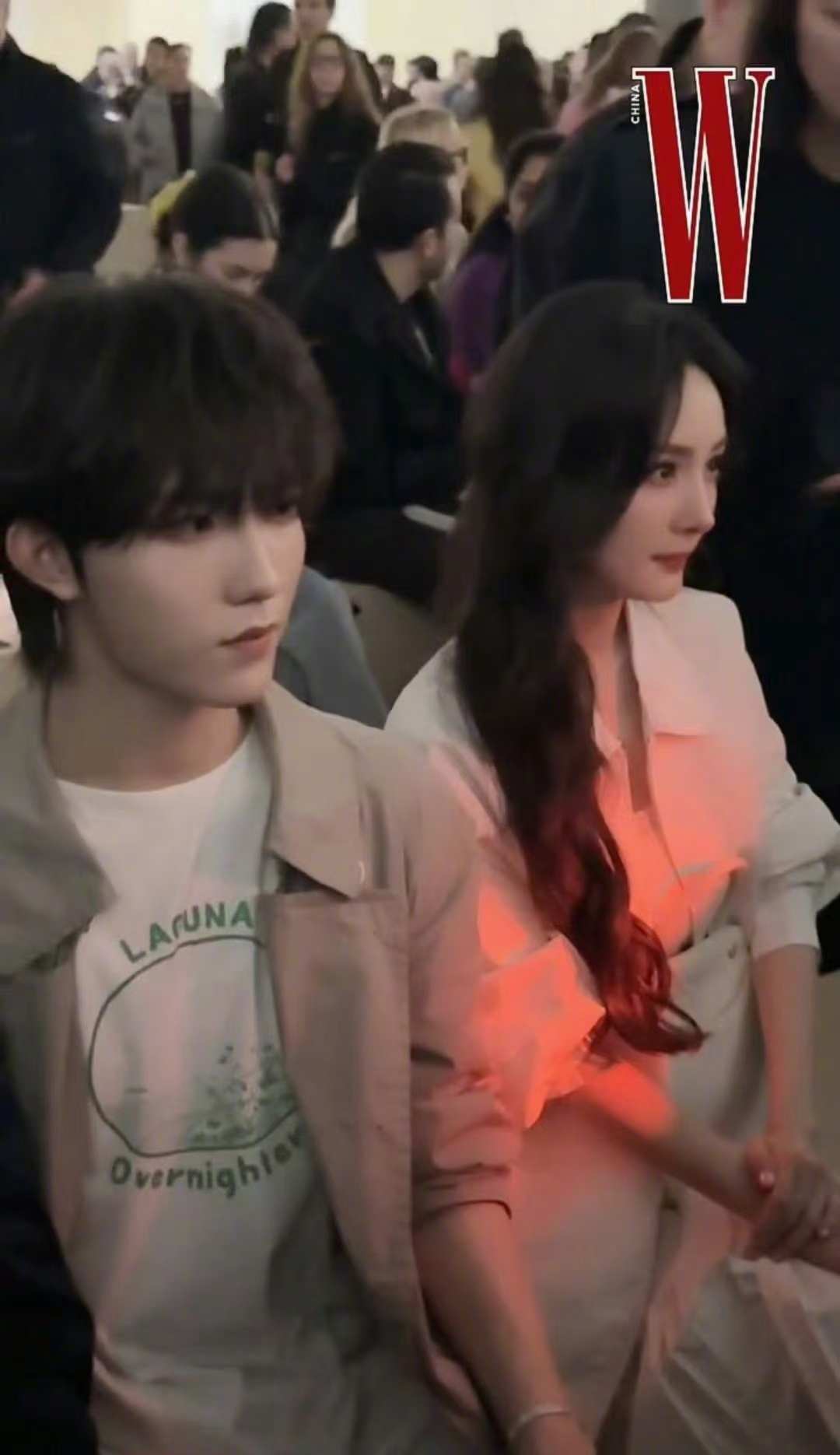 杨幂苏新皓坐一起/壹号娱乐